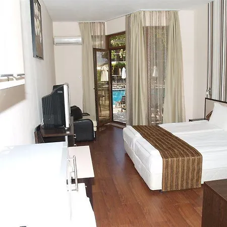 Üdülőközpont Laguna & 4*